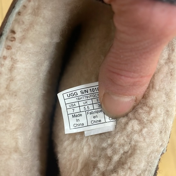 Ugg Boots - Picture 5 of 5